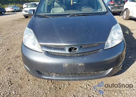 2008 Toyota Sienna Xle z USA, uszkodzony, nr VIN 5TDZK22C98S196081